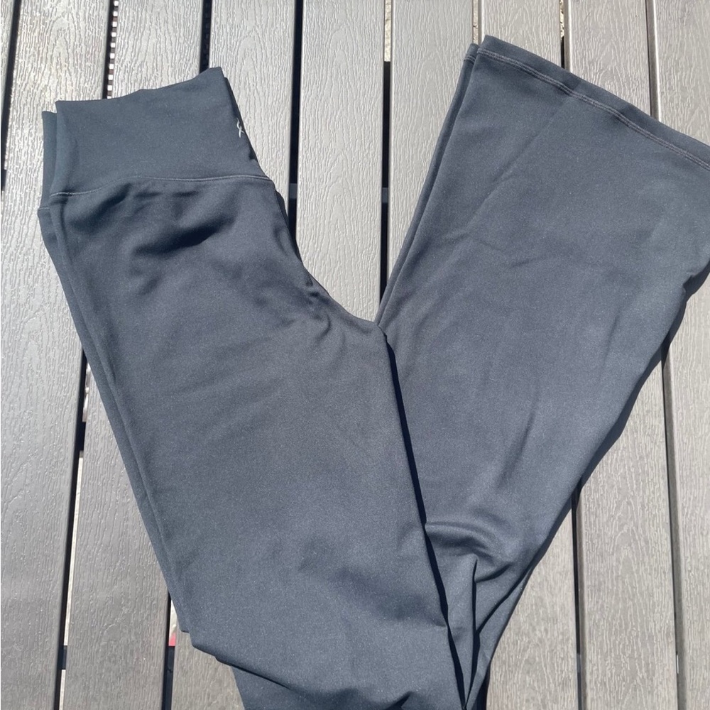 Ptula Flare Leggings